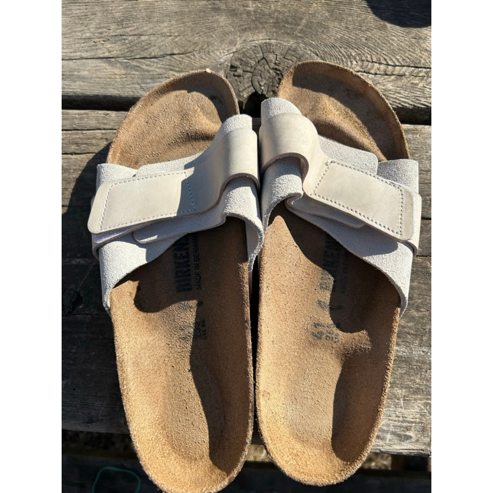 Birkenstock Oita Women's Two-Strap Sandals in Light Taupe